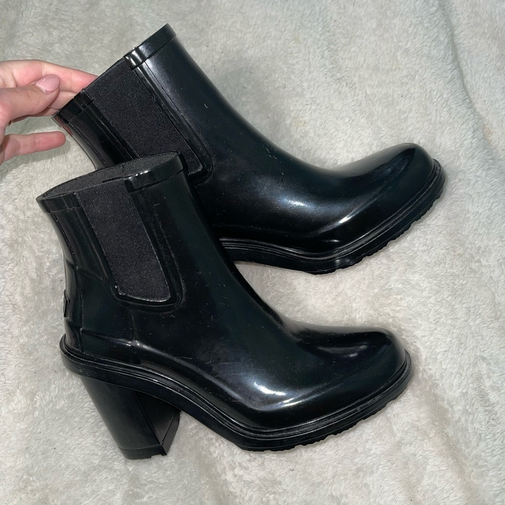 Hunter boot heel booties